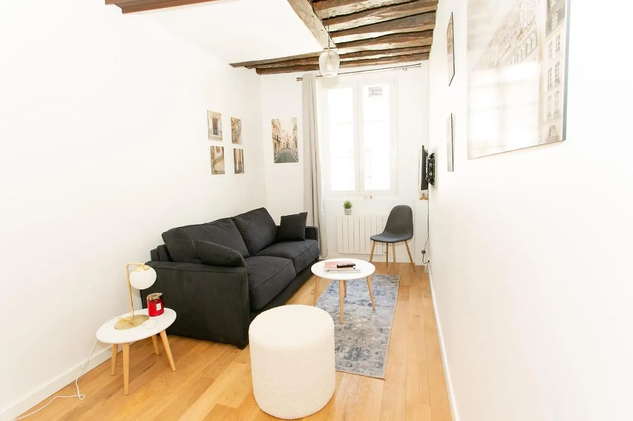 Le Marais & Pont Marie - City Apartment Paris 0*,  France