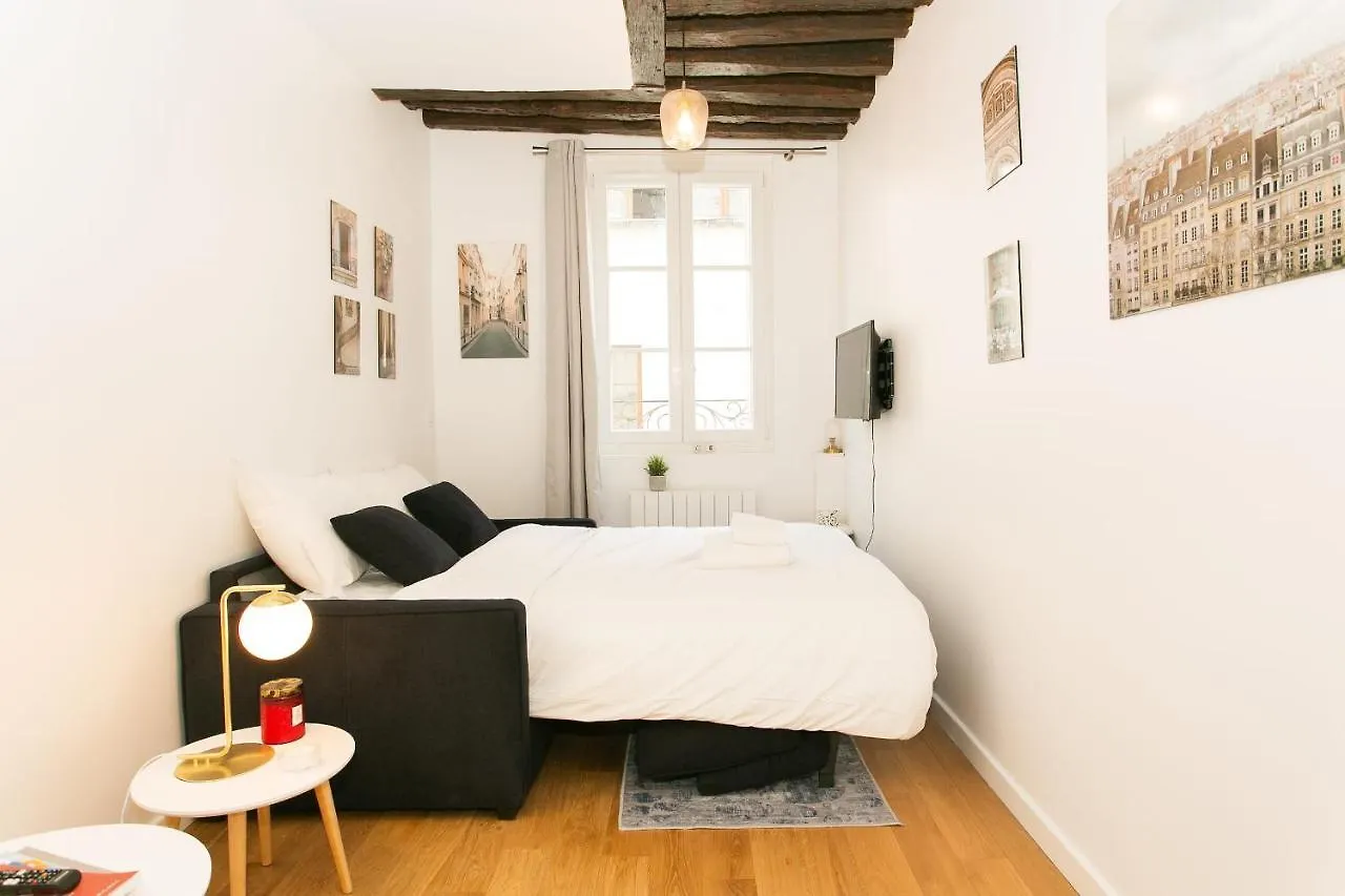 Le Marais & Pont Marie - City Apartment Paris France