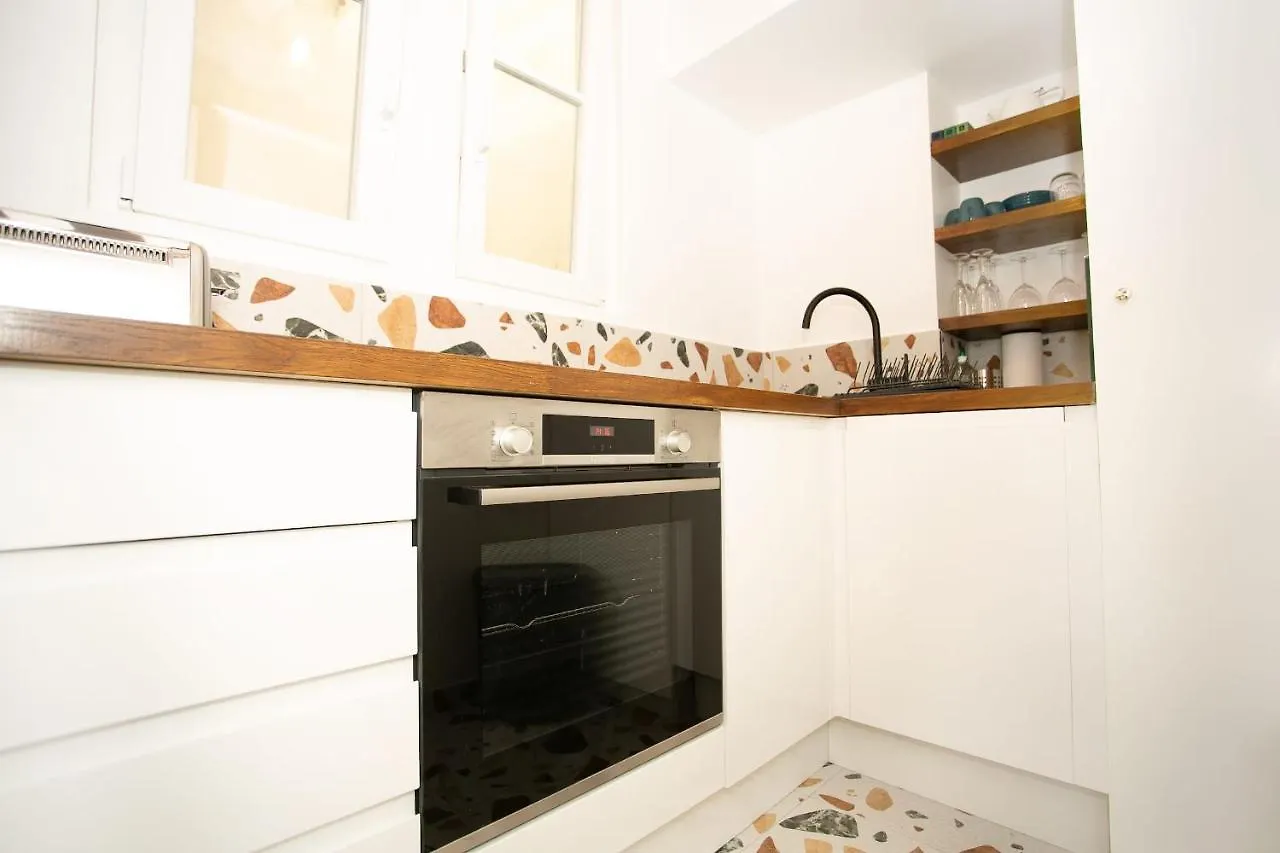 Le Marais & Pont Marie - City Apartment Paris